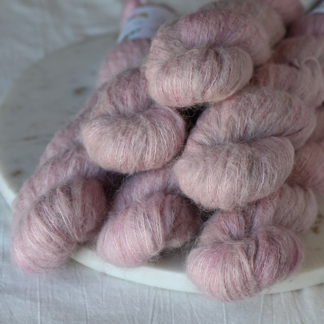 Featherdown Suri Silk Lace (DISCONTINUED YARDAGE)